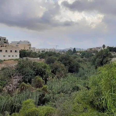 Duplex 2br Penthouse With Balcony, Rooftop & Views By 360 Estates شقة