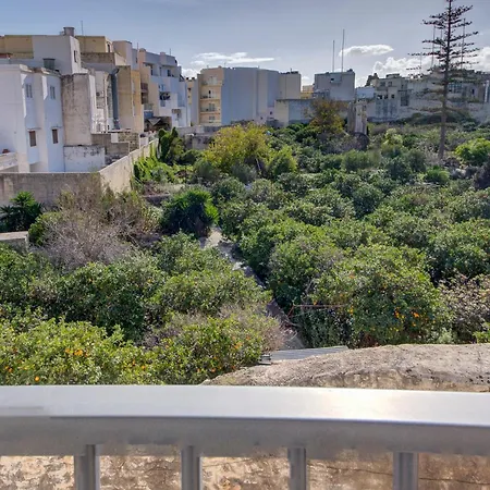 Duplex 2br Penthouse With Balcony, Rooftop & Views By 360 Estates 公寓