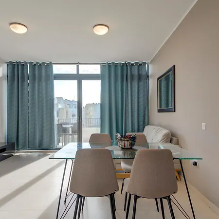 Duplex 2br Penthouse With Balcony, Rooftop & Views By 360 Estates شقة *