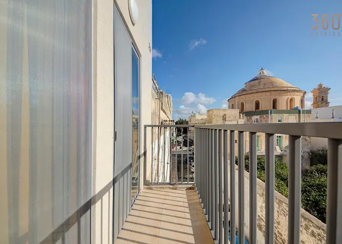 아파트 Duplex 2br Penthouse With Balcony, Rooftop & Views By 360 Estates *