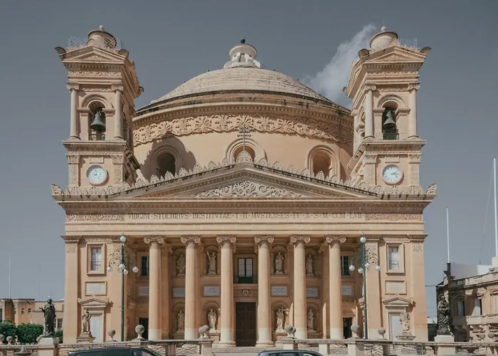 Duplex 2br Penthouse With Balcony, Rooftop & Views By 360 Estates Apartament *