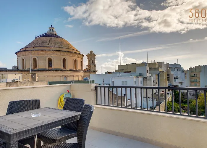 Apartament Duplex 2br Penthouse With Balcony, Rooftop & Views By 360 Estates *
